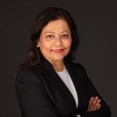 Aisha Siddiqui headshot